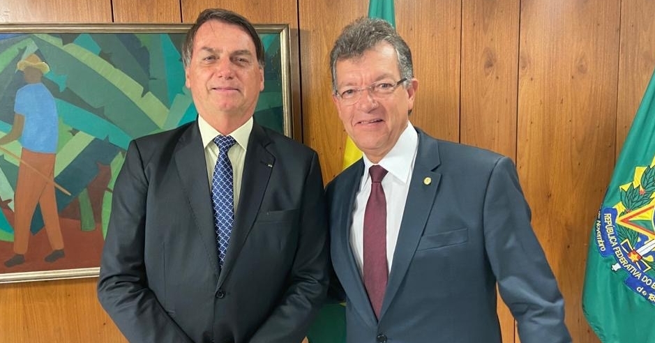 Bolsonaro e Laércio Oliveira.jpg