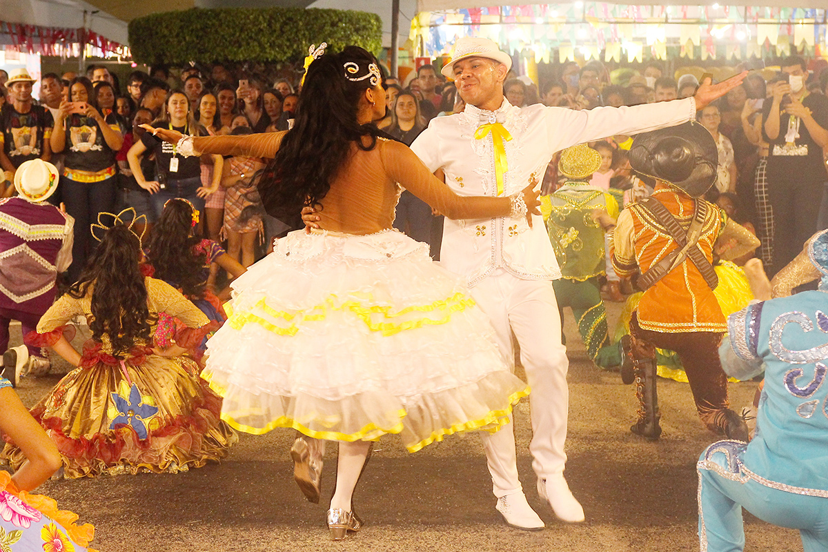 O colorido e o bailado das quadrilhas são atrativos à parte_Foto Victor Caldas_.jpg