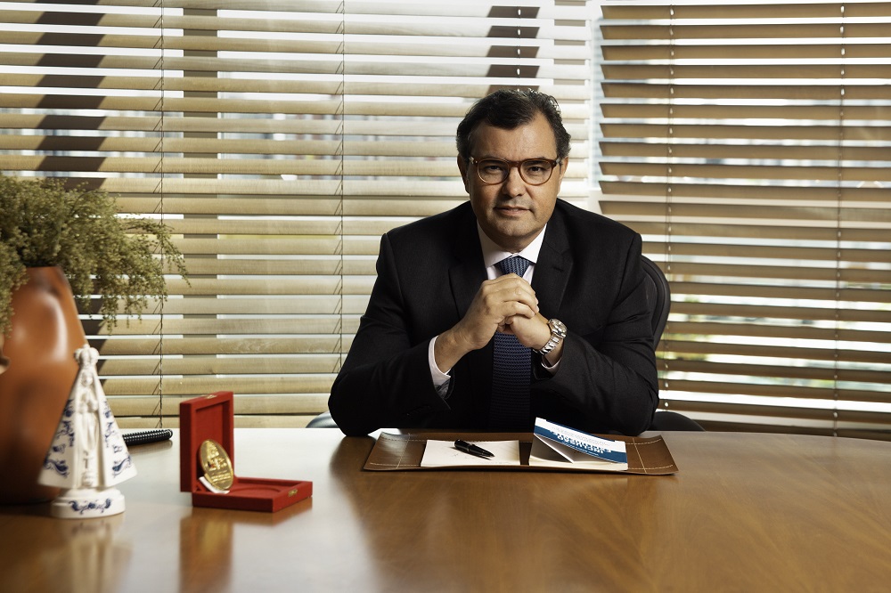 AdvogadoVictor Barreto_FotoHenriquePuppi.jpg
