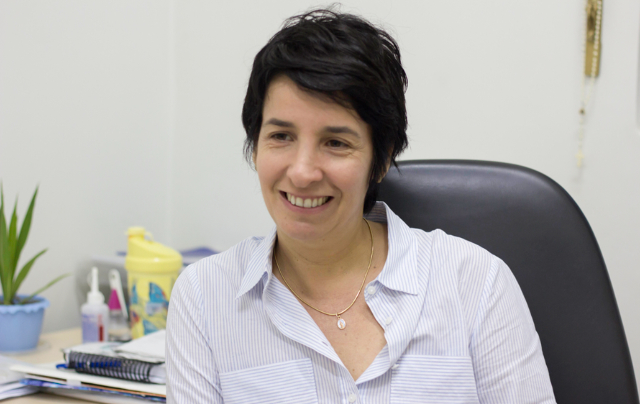 Dra. Karla Rezende.jpg