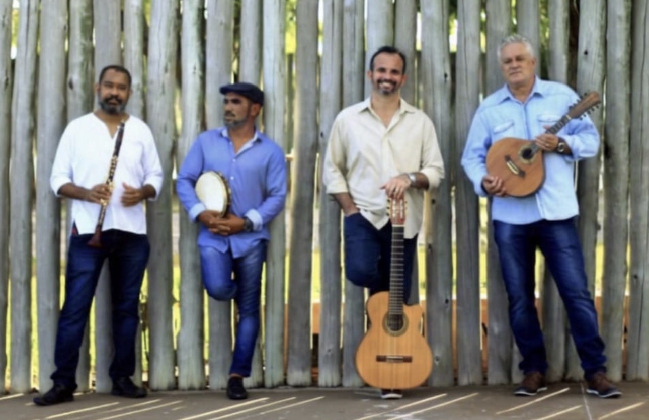 Grupo Brasileiríssimo.jpg