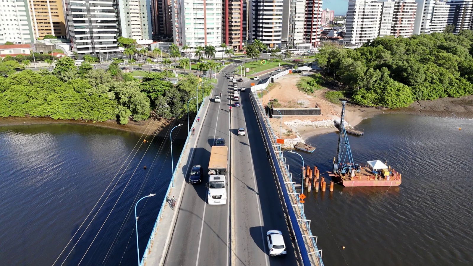 Ponte da Coroa do Meio.jpeg